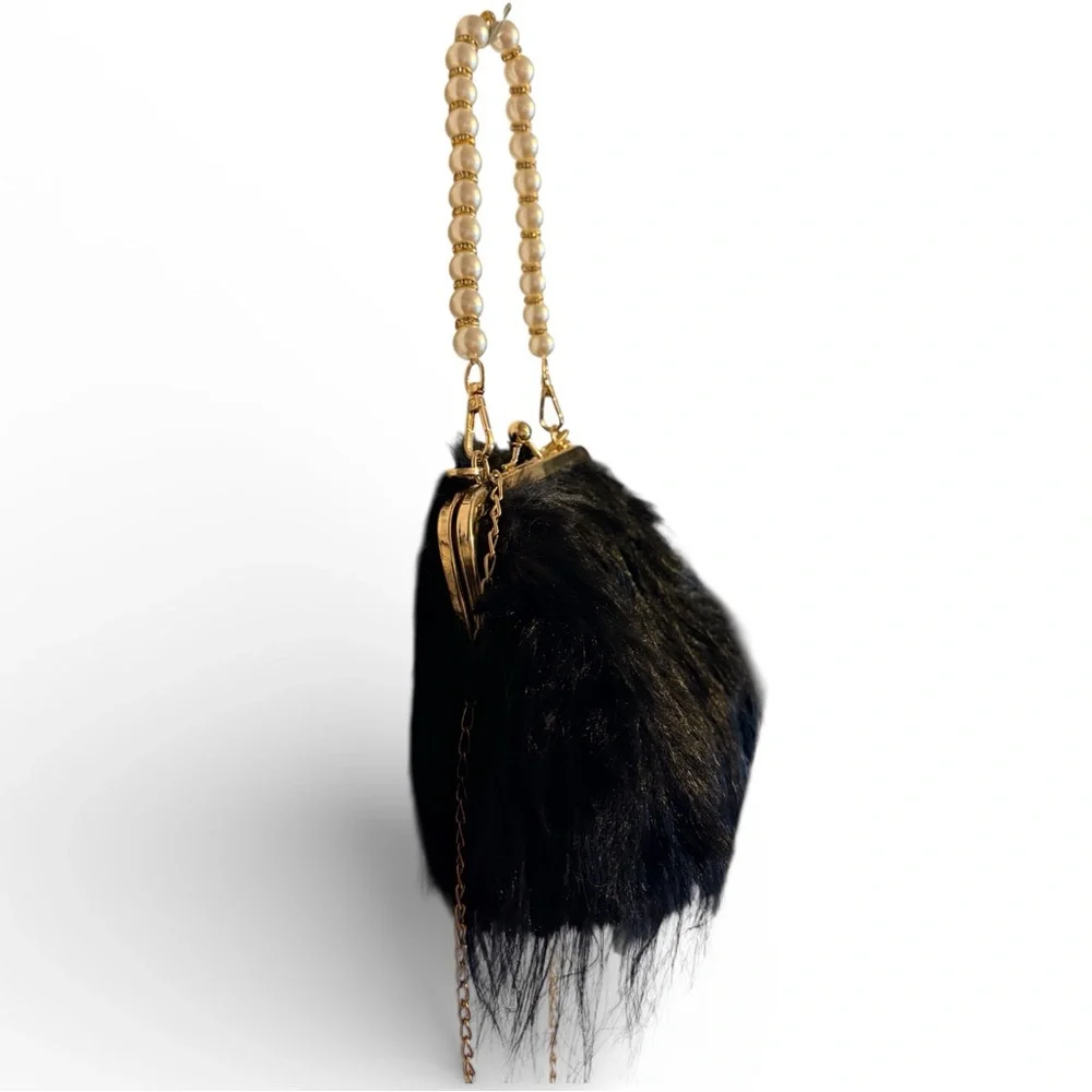 Vintage Style Faux Fur Pearl Handle Elegant Evening Bag Gold Kiss Lock Clutch